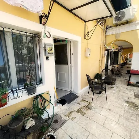 The Dockside Dwelling