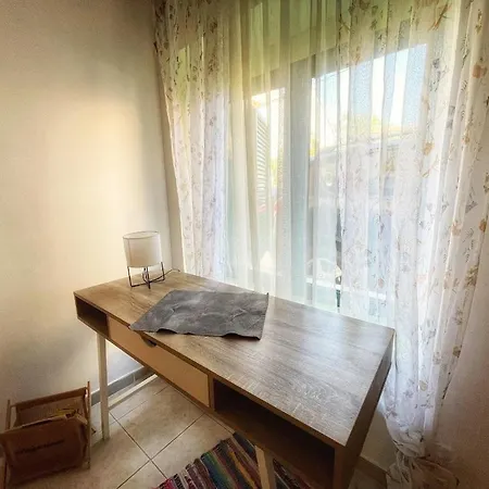 The Dockside Dwelling